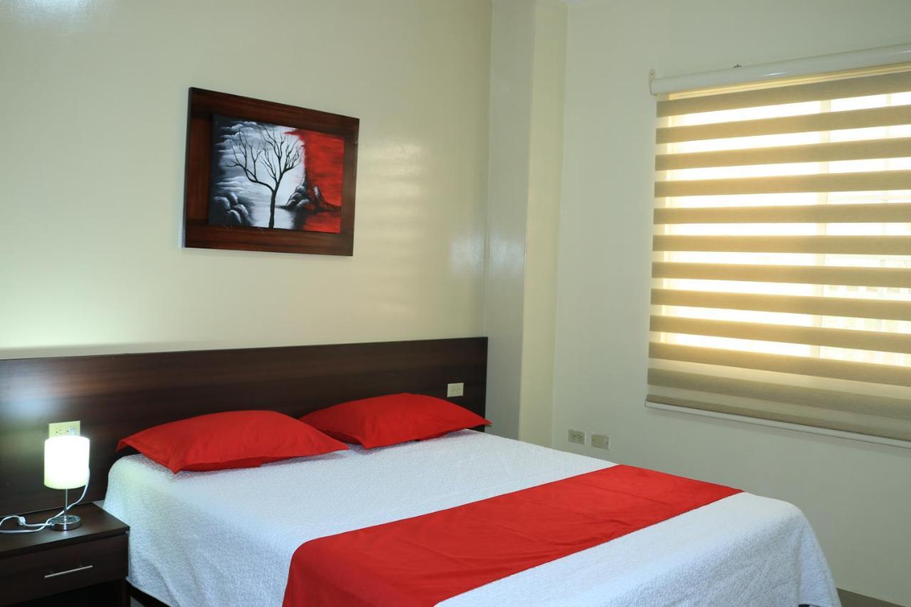 Hotel Pikeiro Blue มันตา ภายนอก รูปภาพ